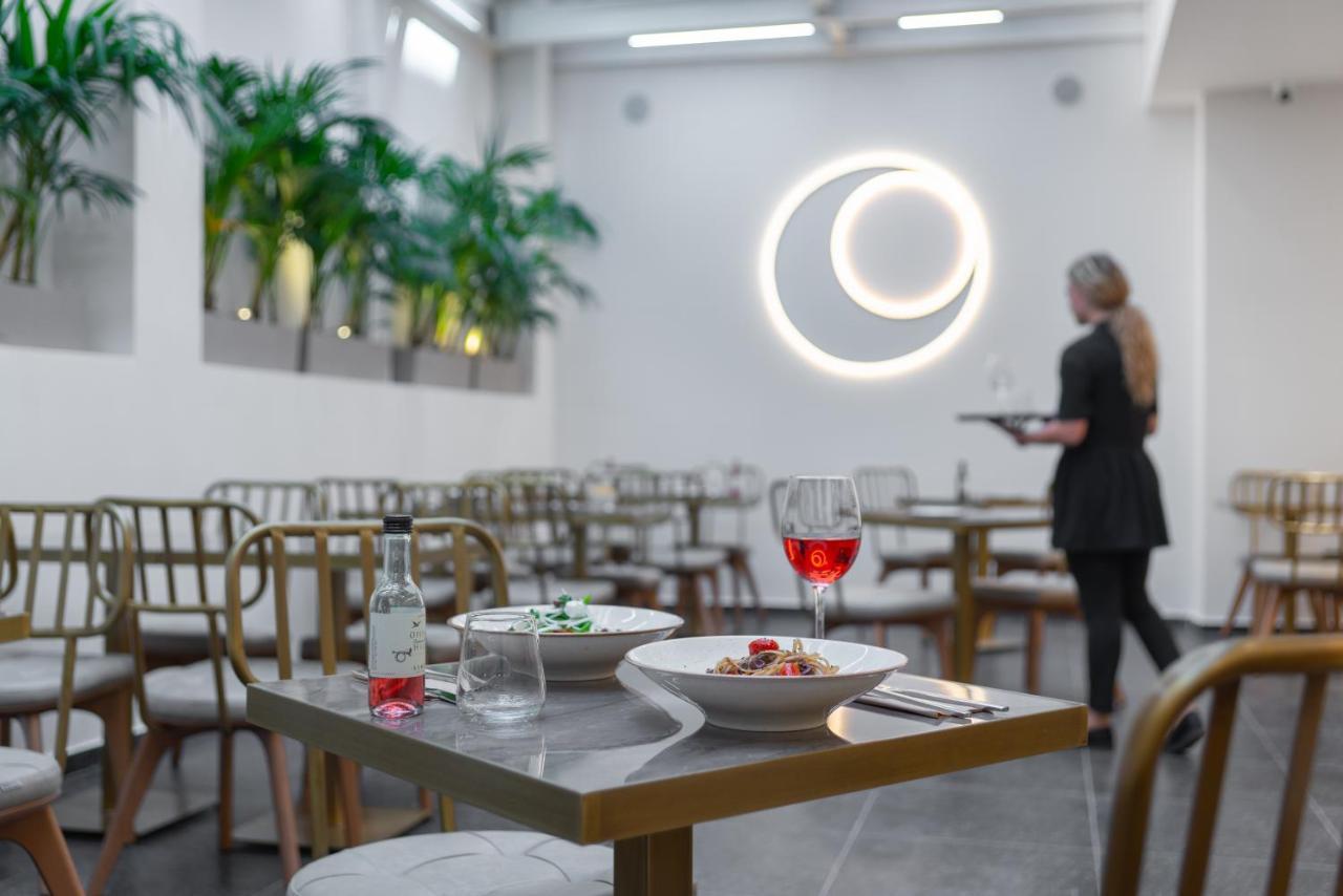 Hellenic Vibes Smart Hotel 雅典 外观 照片 Restaurant