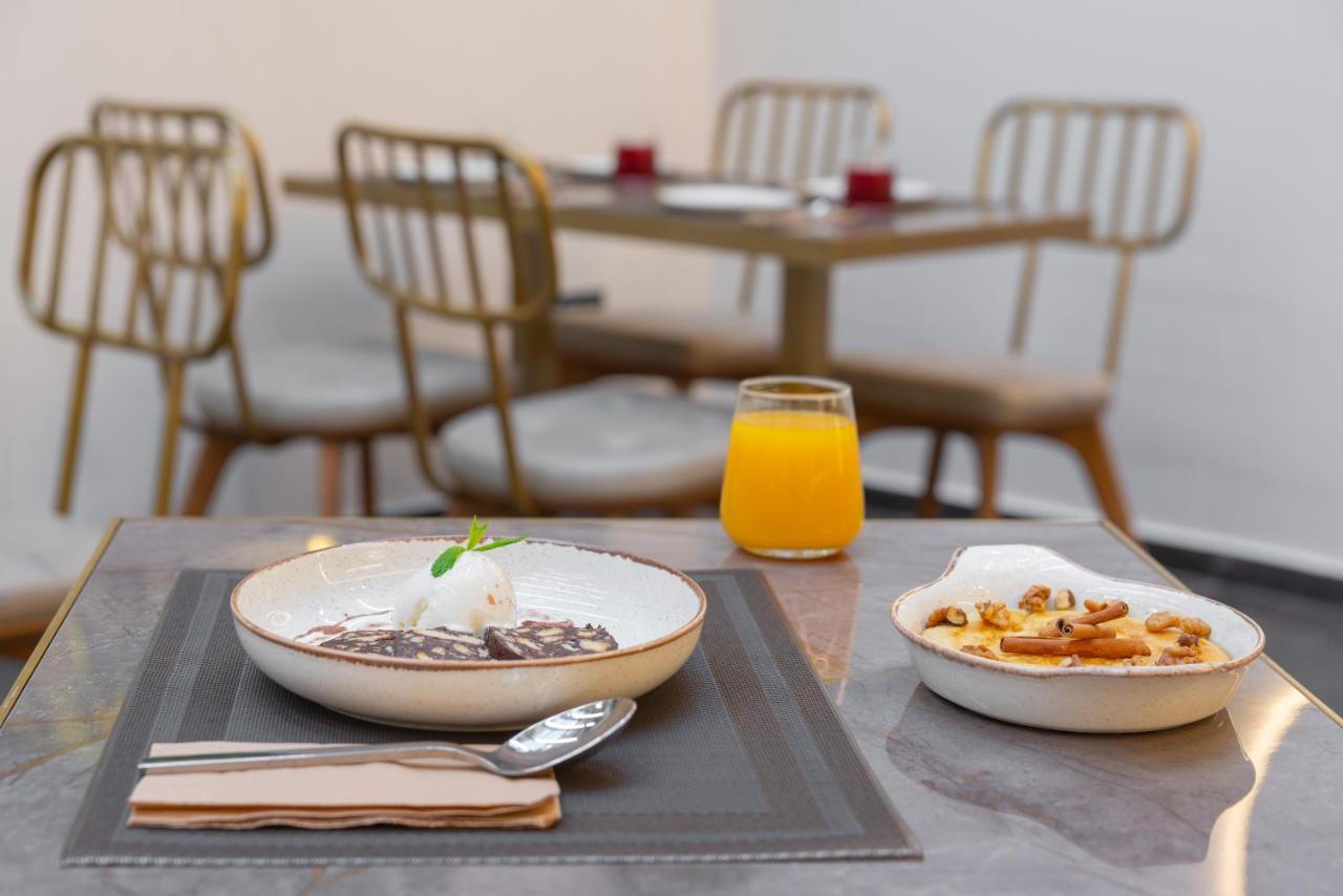 Hellenic Vibes Smart Hotel 雅典 外观 照片 Breakfast at the hotel